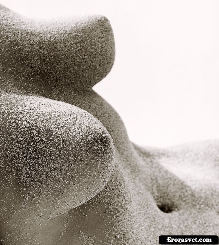 Фотографии возбуждающей эро красотки Cindy Crawford Nude