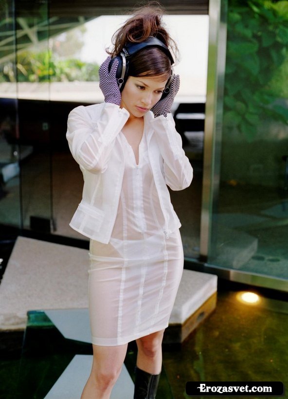 Дженнифер Лопес (Jennifer Lopez) на эро фото для журнала Premiere