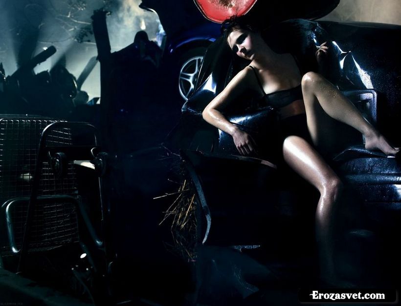Кирстен Данст (Kirsten Dunst) на эро фото для журнала Another (осень-зима 2006)