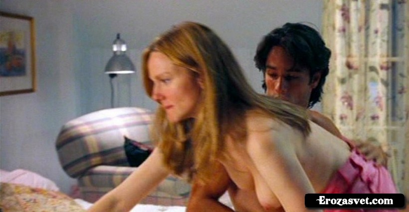 Linney Laura (Лора Линни) в обнажённом виде на секс снимках
