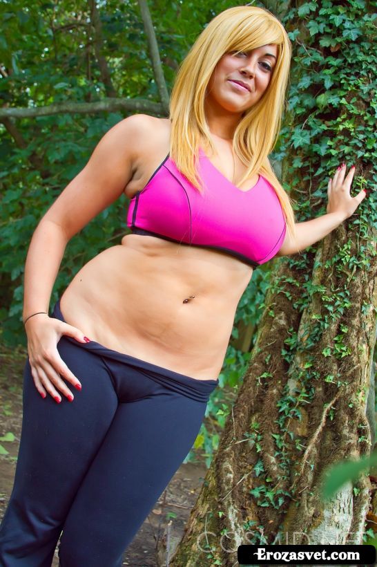 Картинки неповторимой секс модели Tasha Cole Exercise Pants