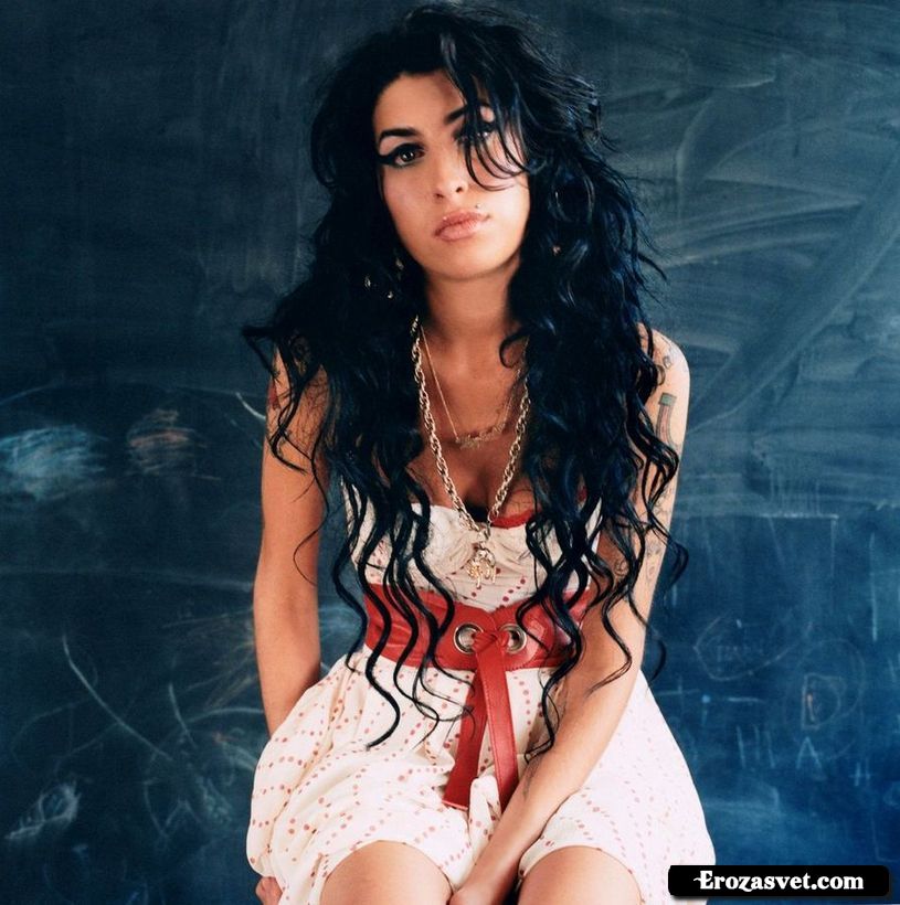 Эми Уайнхаус (Amy Winehouse) на эро фото для альбома Back to Black (2006)