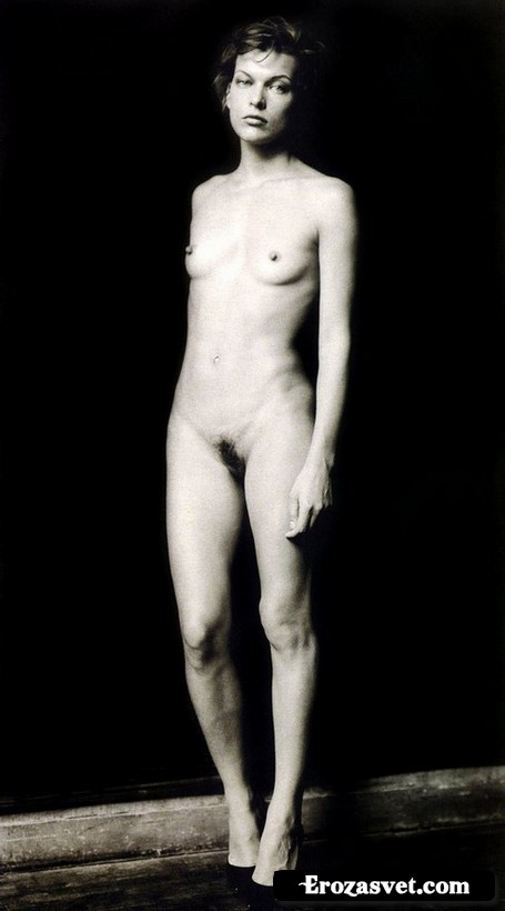 Jovovich Milla (Милла Йовович) голая на пикантных фотографиях