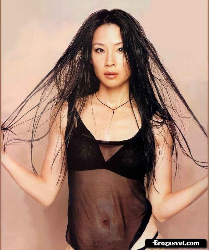 Liu Lucy (Люси Лью) в откровенном виде на эро фотографиях