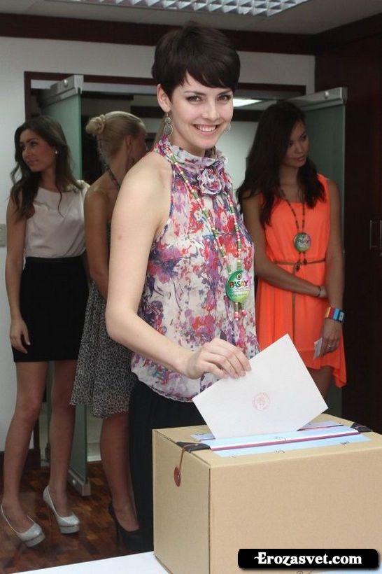 Gabriela Kratochvilova - Мисс Чехия Вселенная 2013 (17 фото)
