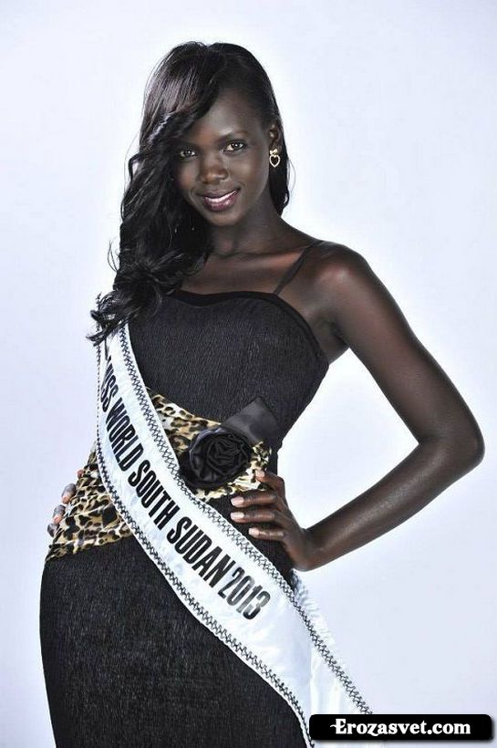Manuela Mogga Matong - Самая красивая девушка Южного Судана (7 фото)