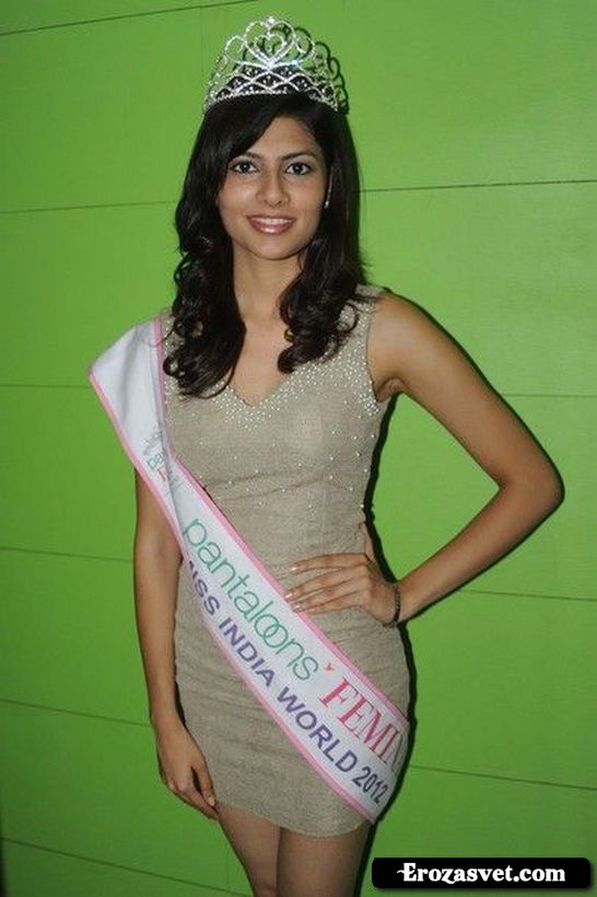 Vanya Mishra - Мисс Индия World 2012 (18 фото)