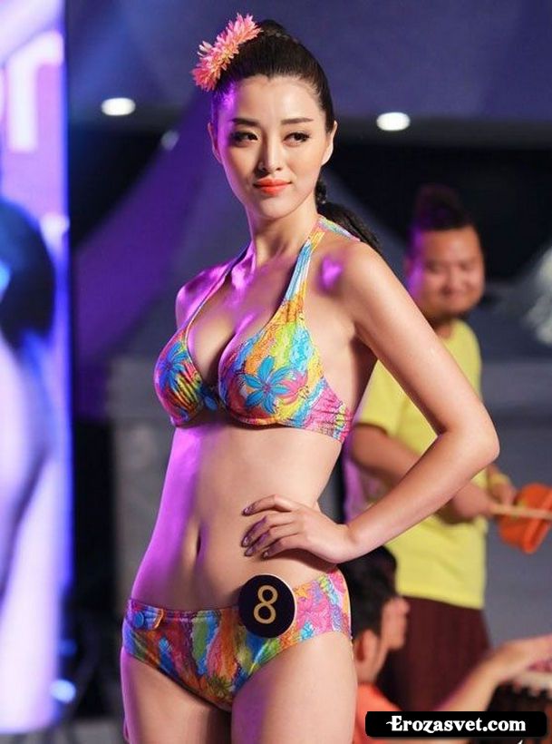 Wei Wei Yu - Мисс China World 2013