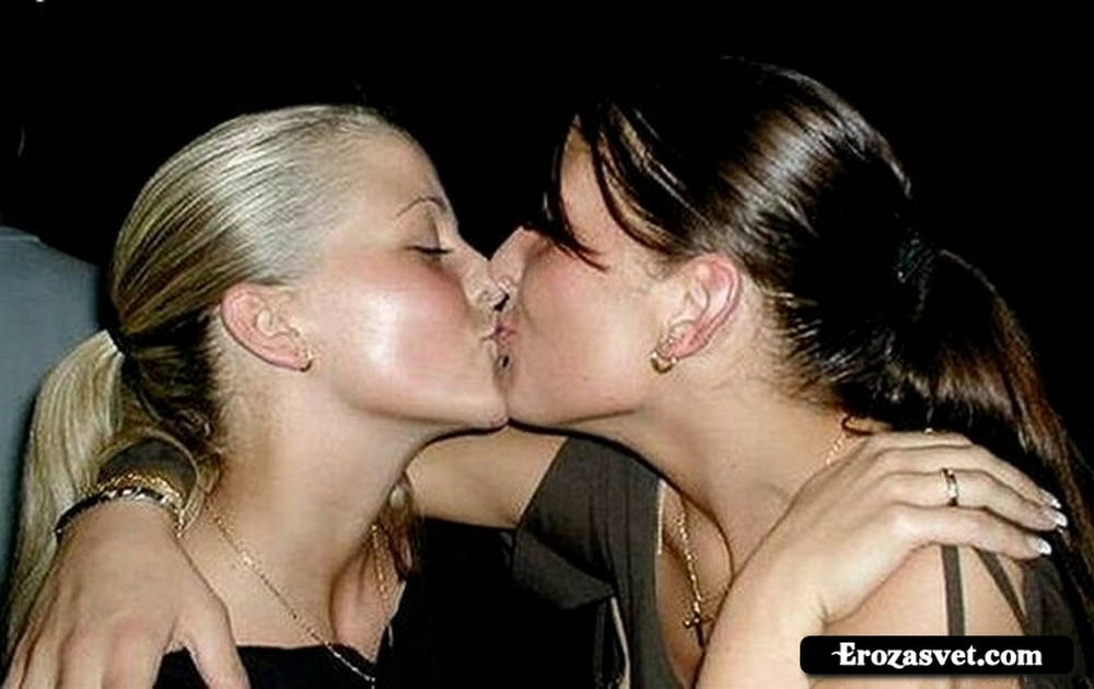 Вот так девочки, сначала они напиваются, следующая вещь, которую вы знаете, они целуются друг с другом (65 фото)