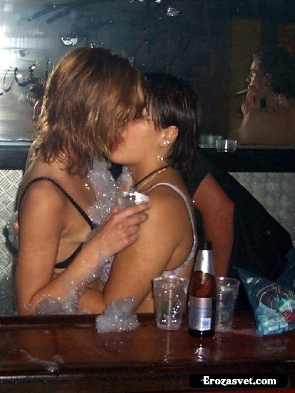 Пьяные девушки всегда стороной до конца (16 фото)